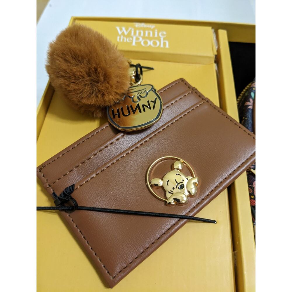 Winnie The Pooh 3 Piece Gift Set Box Mini Backpack ID Card Wallet Keychain New - Picture 6 of 7
